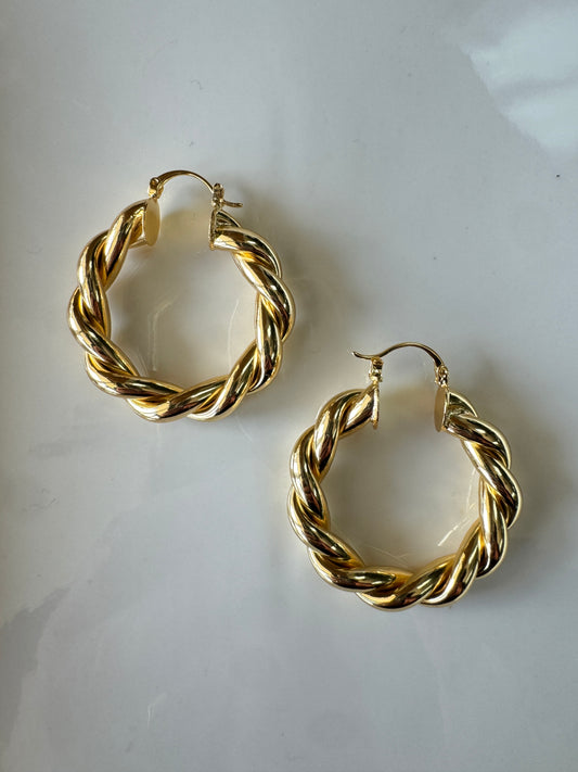 Gold Braided Hoop earrings